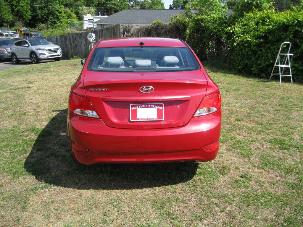 2016 Hyundai Accent SE - Photo 6