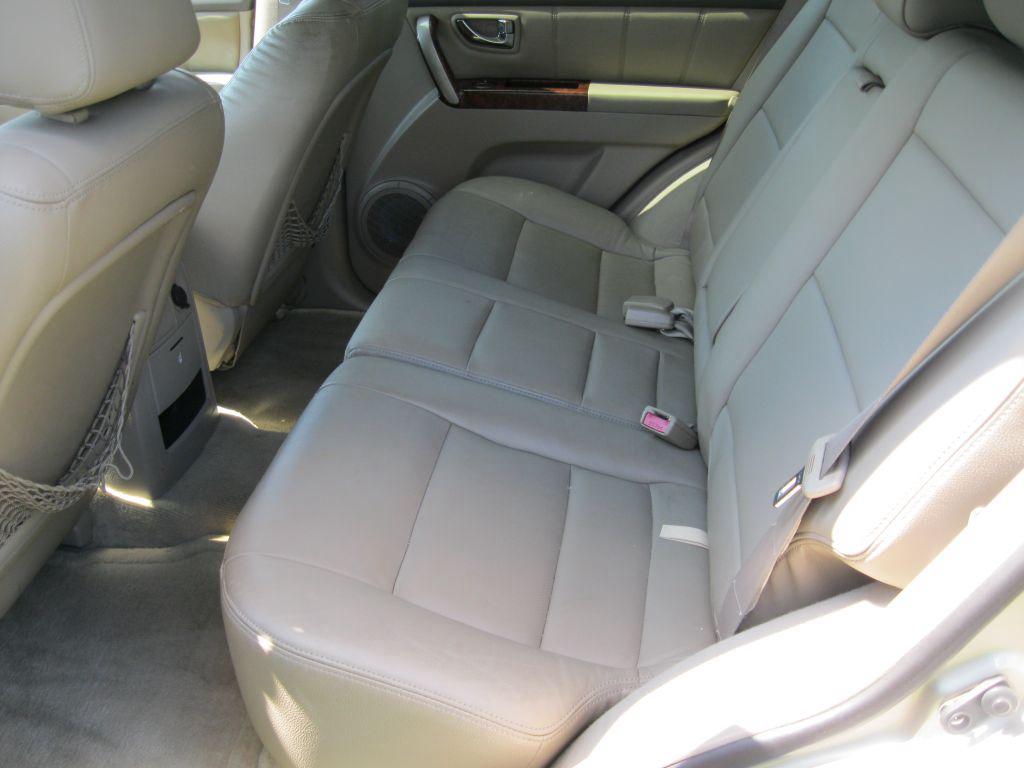 2004 Kia Sorento EX - Photo 10