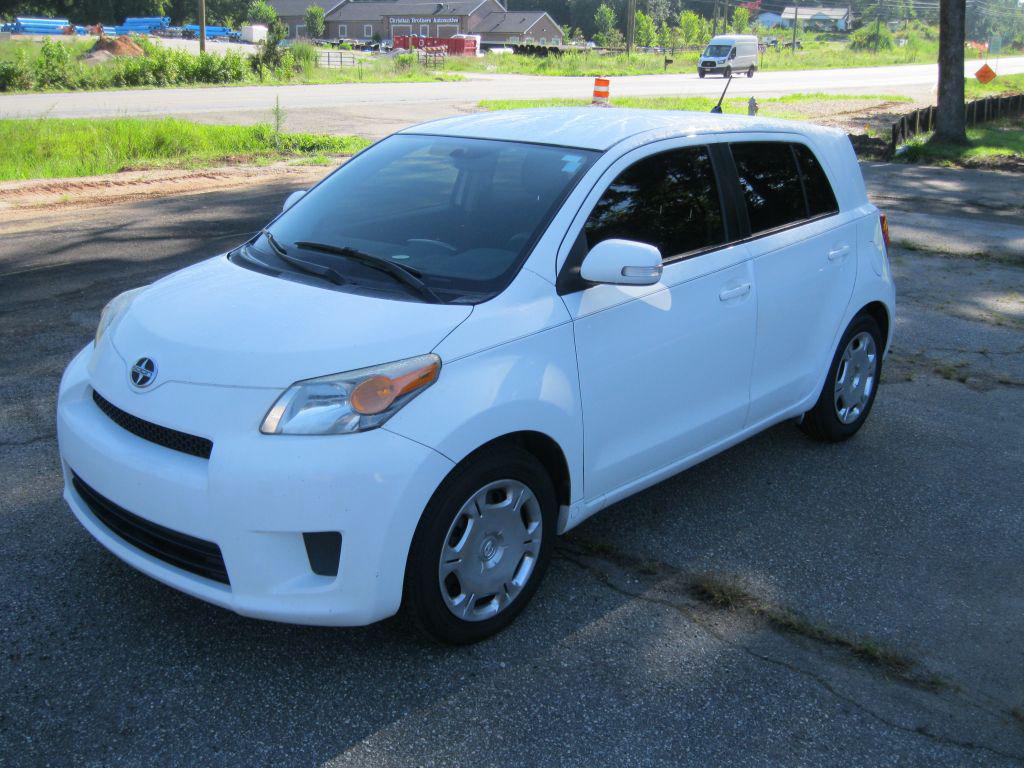 2013 Scion xD