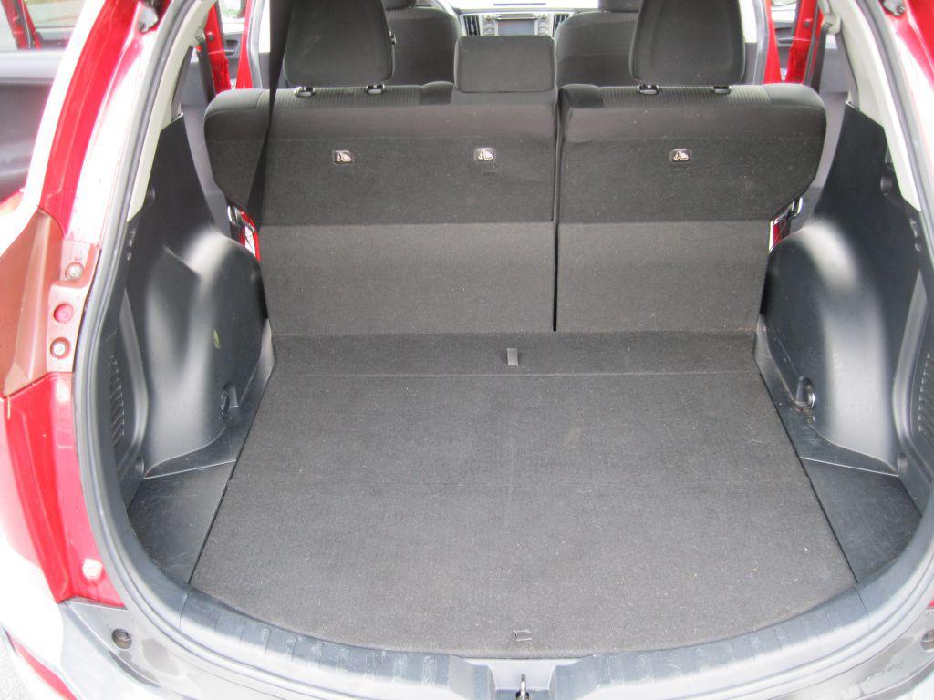 Toyota RAV4 photo 10