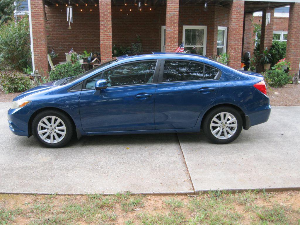 Honda Civic photo 8