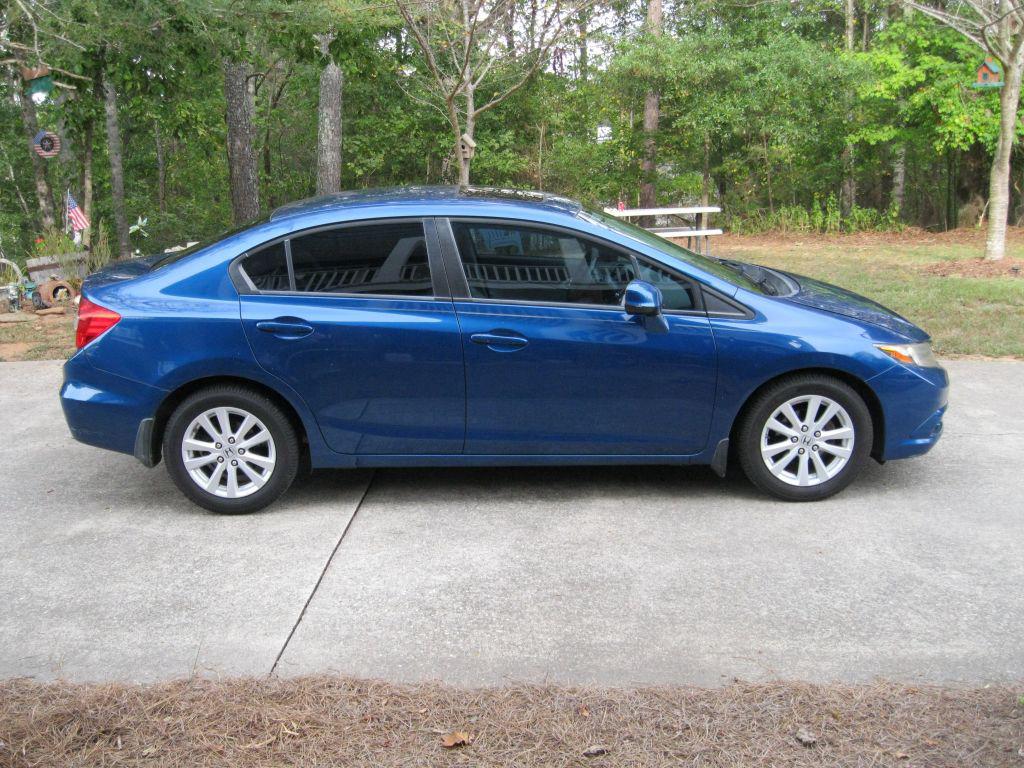 Honda Civic photo 4