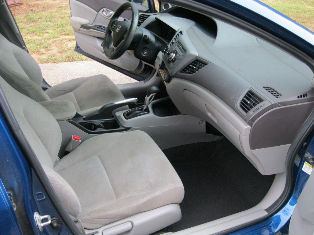 Honda Civic photo 11