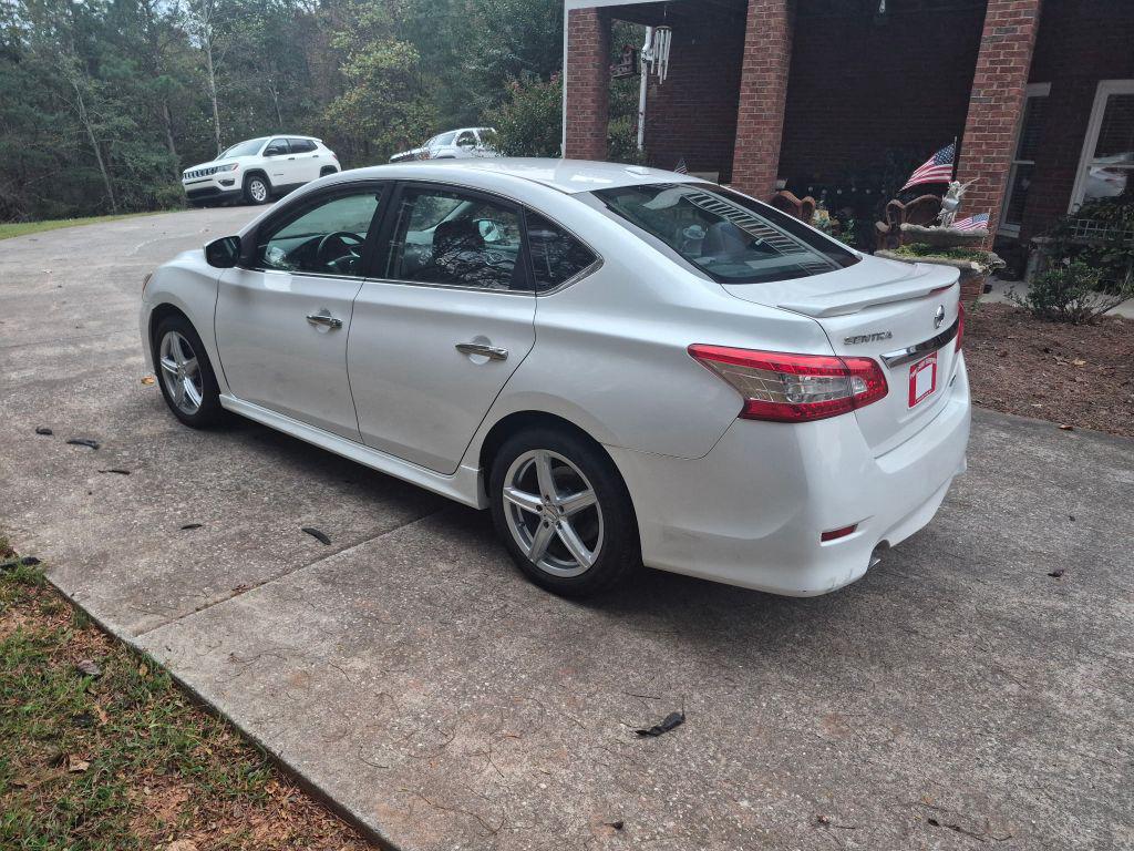 Nissan Sentra photo 7